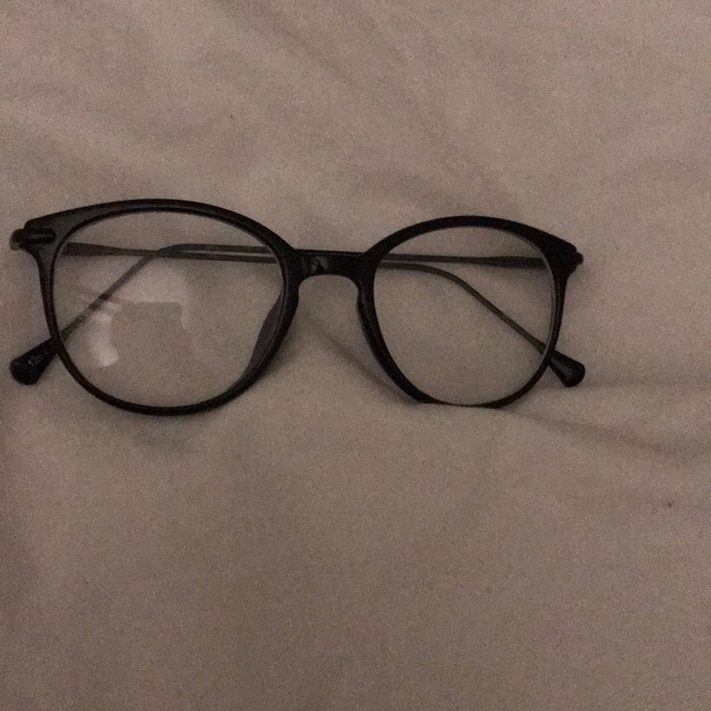 Cute fake glasses♡
